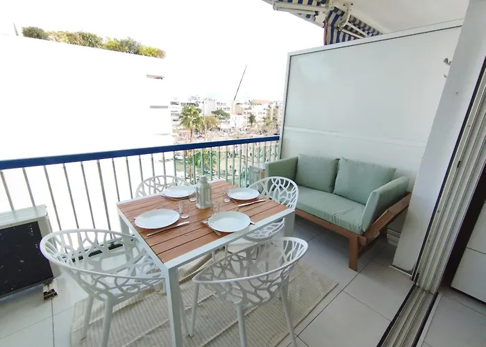 Apartment Palm Parking, Clim, Wifi 2' à Pieds *